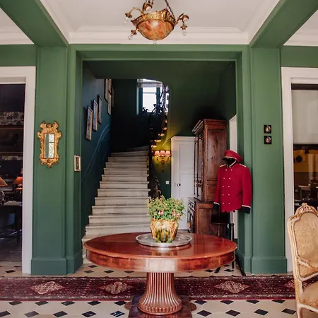 Alojamento de Acomodação e Pequeno-almoço Château De Picheny